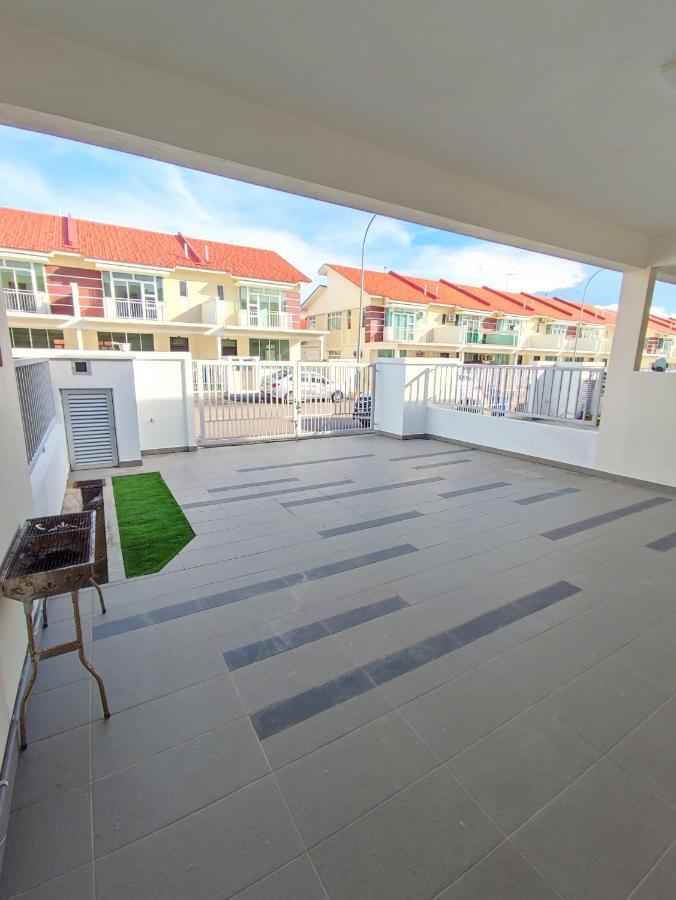 Spacious Family House At Desaru Harmonia 2 Exterior foto
